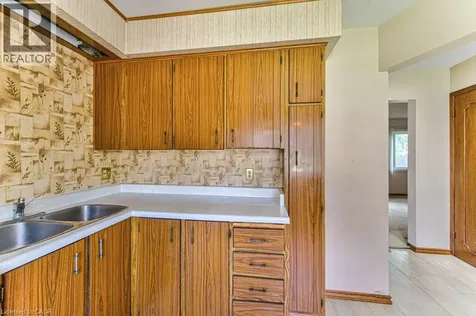 87 Charles Best Place Kitchener ON N2M 5A4