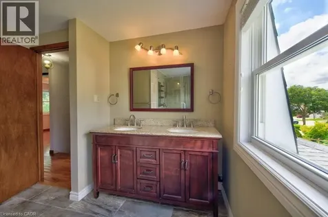 87 Charles Best Place Kitchener ON N2M 5A4