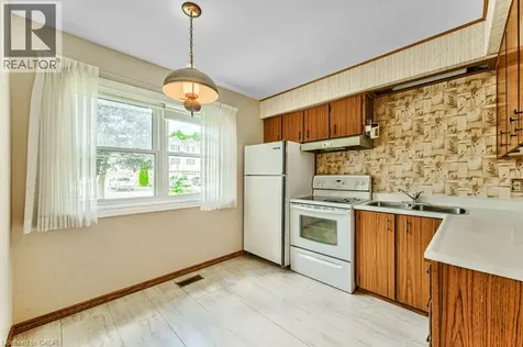 87 Charles Best Place Kitchener ON N2M 5A4