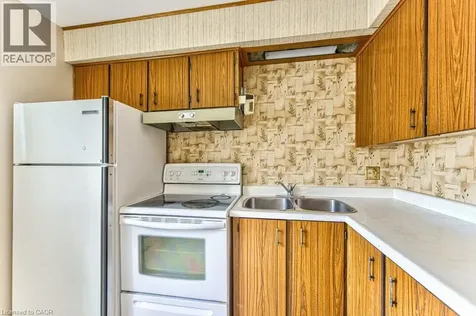 87 Charles Best Place Kitchener ON N2M 5A4
