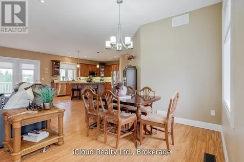 16 Highland Road Minto ON N0G 1M0