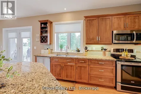 16 Highland Road Minto ON N0G 1M0