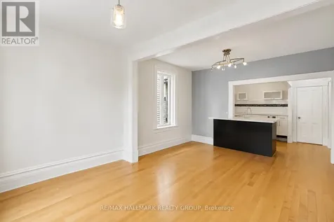164 Bruyere Street Ottawa ON K1N 5E1