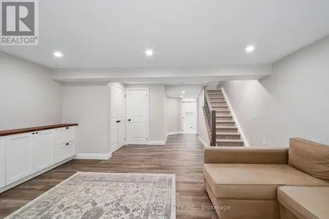72 Silver Glen Boulevard Collingwood ON L9Y 0G9