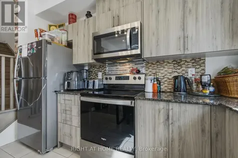 15 Hay Lane Barrie ON L9J 0V6