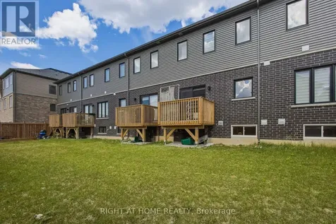 15 Hay Lane Barrie ON L9J 0V6