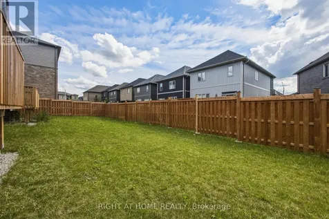 15 Hay Lane Barrie ON L9J 0V6