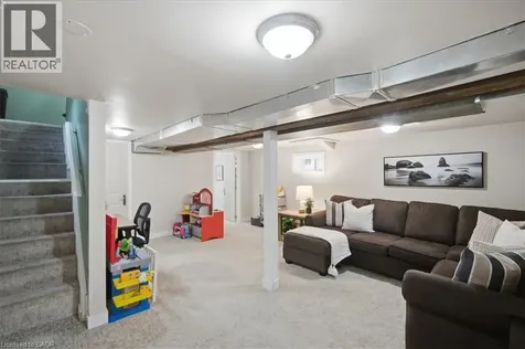 22 Delena Avenue North Hamilton ON L8H 6B4