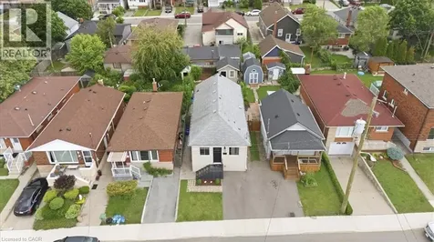 22 Delena Avenue North Hamilton ON L8H 6B4