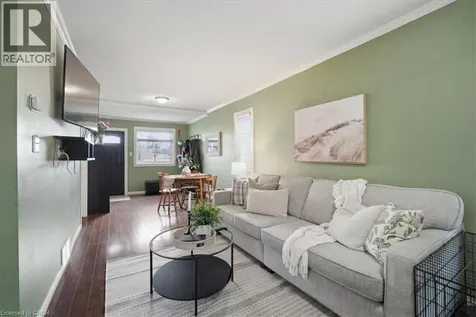 22 Delena Avenue North Hamilton ON L8H 6B4