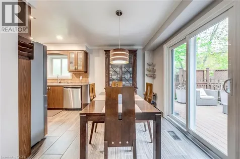 1209 Old Oak Drive Oakville ON L6M 3K6