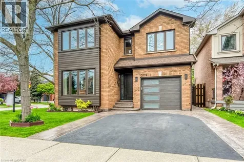 1209 Old Oak Drive Oakville ON L6M 3K6