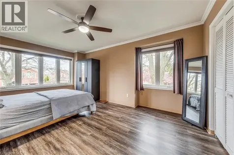 1209 Old Oak Drive Oakville ON L6M 3K6
