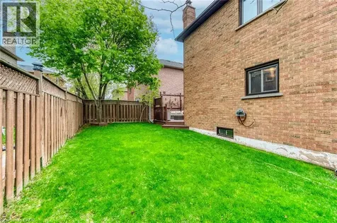 1209 Old Oak Drive Oakville ON L6M 3K6