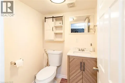 38 Fairleigh Avenue North Hamilton ON L8L 6H2