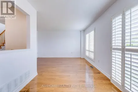 340 Kittridge Road Oakville (wc Wedgewood Creek) ON L6H 7K8