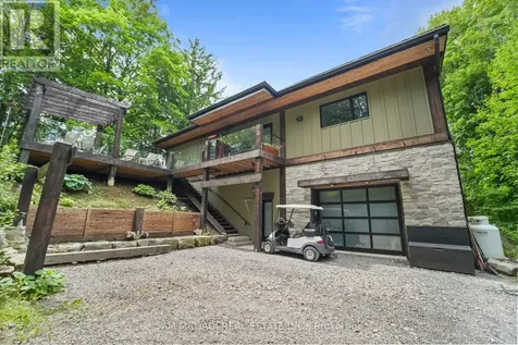 2084 Grand Boulevard Burlington ON L7P 0N1