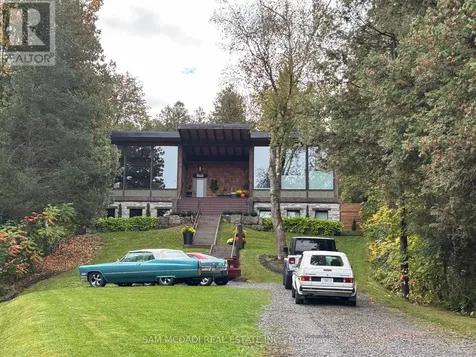 2084 Grand Boulevard Burlington ON L7P 0N1