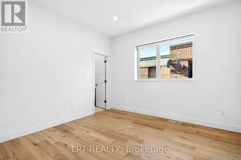 14 Stevens Avenue Ottawa ON K1K 1K5