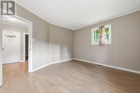 27 Achray Road Laurentian Valley ON K8A 6L1