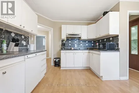 27 Achray Road Laurentian Valley ON K8A 6L1