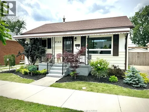 2163 Wellesley Avenue Windsor ON N8W 2E8