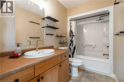 20 Trinity Lane Waterford ON N0E 1Y0