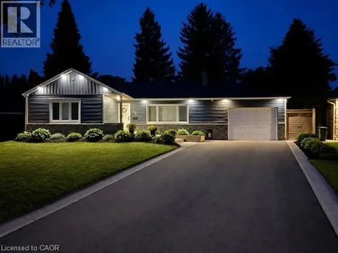 86 Cumming Court Ancaster ON L9G 1V3