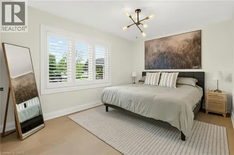 86 Cumming Court Ancaster ON L9G 1V3
