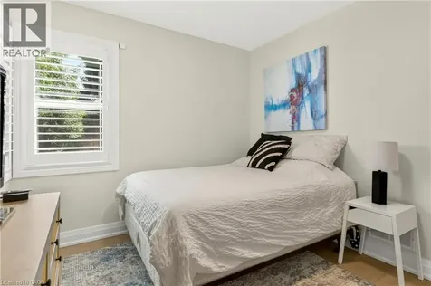 86 Cumming Court Ancaster ON L9G 1V3