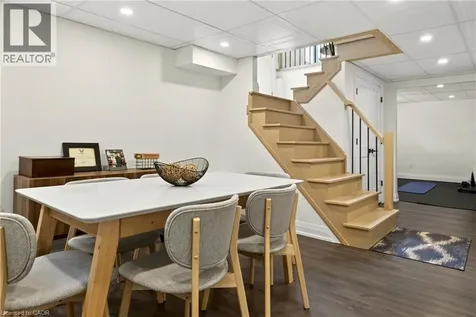 86 Cumming Court Ancaster ON L9G 1V3