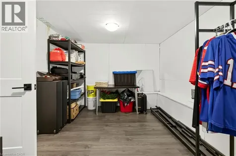 86 Cumming Court Ancaster ON L9G 1V3