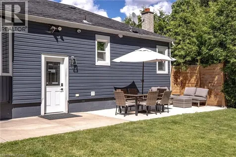 86 Cumming Court Ancaster ON L9G 1V3