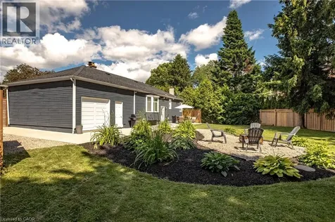 86 Cumming Court Ancaster ON L9G 1V3