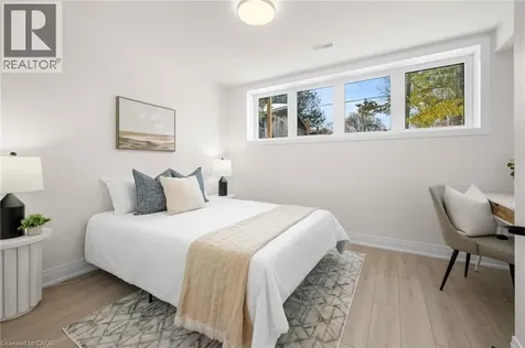 82 Chalmers Street North Cambridge ON N1R 5B8