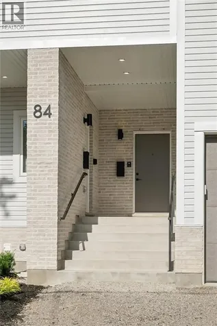 82 Chalmers Street North Cambridge ON N1R 5B8