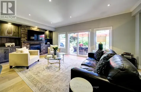17 Collship Lane Collingwood ON L9Y 0J6