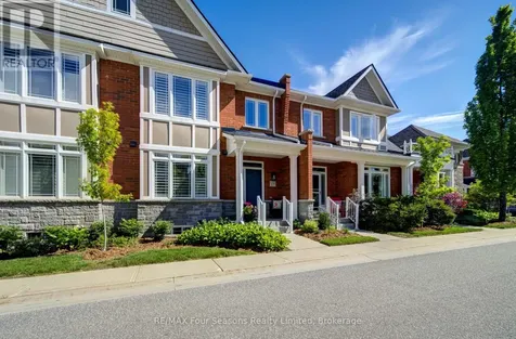 17 Collship Lane Collingwood ON L9Y 0J6