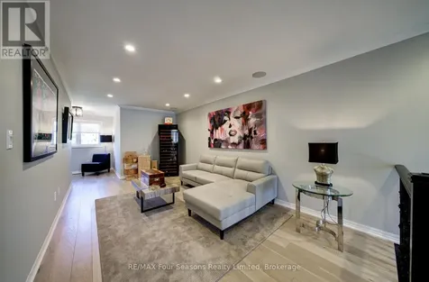 17 Collship Lane Collingwood ON L9Y 0J6