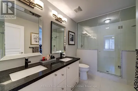 17 Collship Lane Collingwood ON L9Y 0J6
