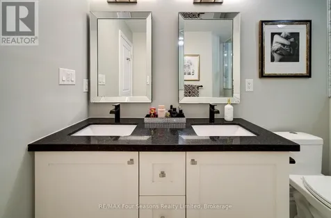 17 Collship Lane Collingwood ON L9Y 0J6