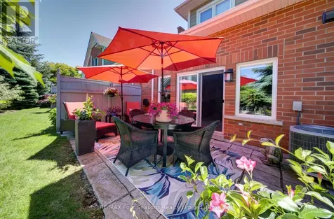 17 Collship Lane Collingwood ON L9Y 0J6