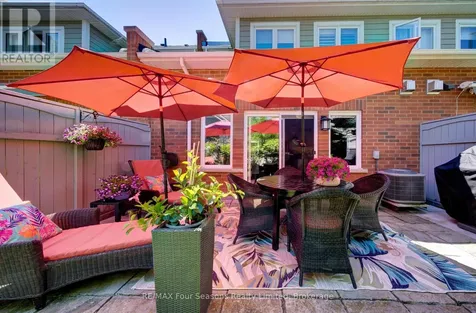 17 Collship Lane Collingwood ON L9Y 0J6