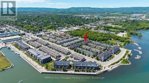 17 Collship Lane Collingwood ON L9Y 0J6