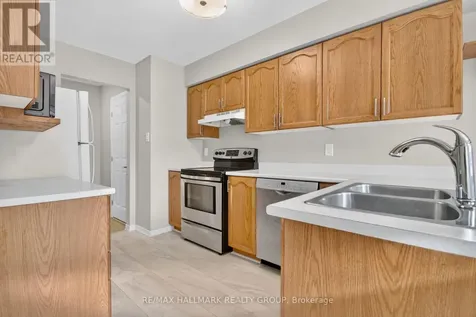 66 Woodgate Way Ottawa ON K2J 4E6