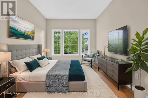 66 Woodgate Way Ottawa ON K2J 4E6