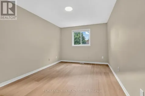 66 Woodgate Way Ottawa ON K2J 4E6