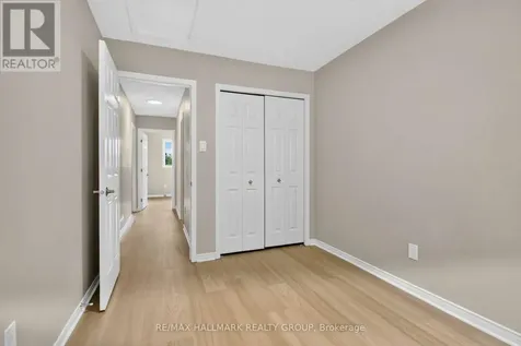 66 Woodgate Way Ottawa ON K2J 4E6