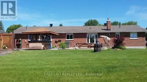 612 Virginia Street South Stormont ON K6K 1R5