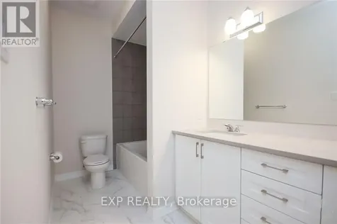 808 Mikinak Road Ottawa ON K1K 5A5